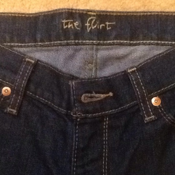 Womens Old Navy jeans - Picture 3 of 4